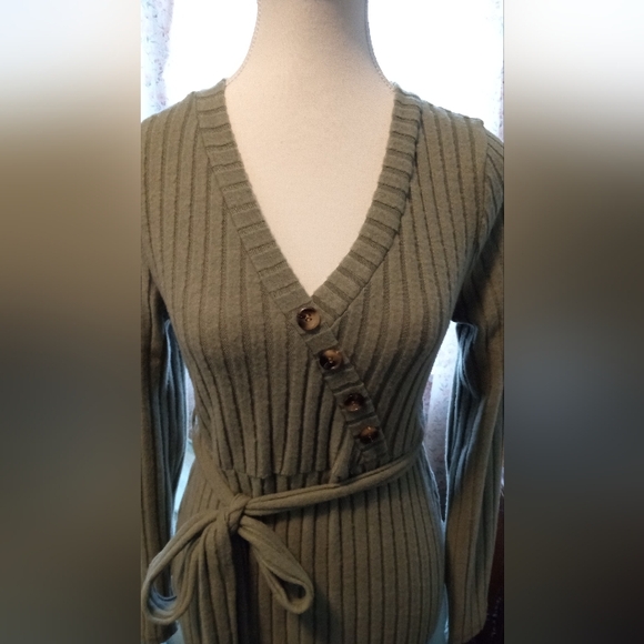 Sold!! - Picture 7 of 12